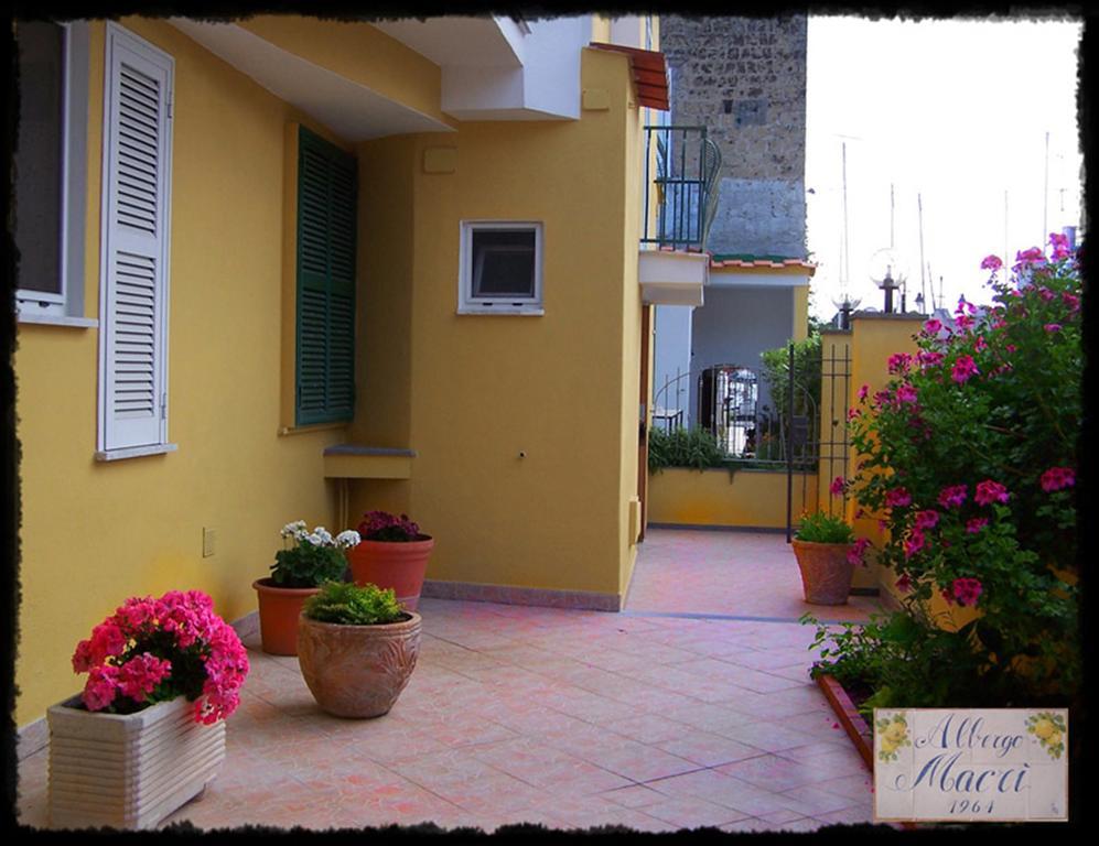 Albergo Macri อีสเกีย ภายนอก รูปภาพ