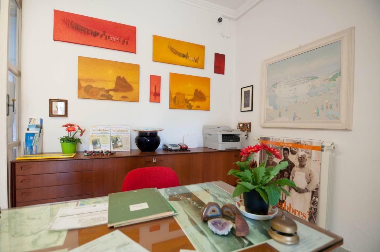 Albergo Macri อีสเกีย ภายนอก รูปภาพ
