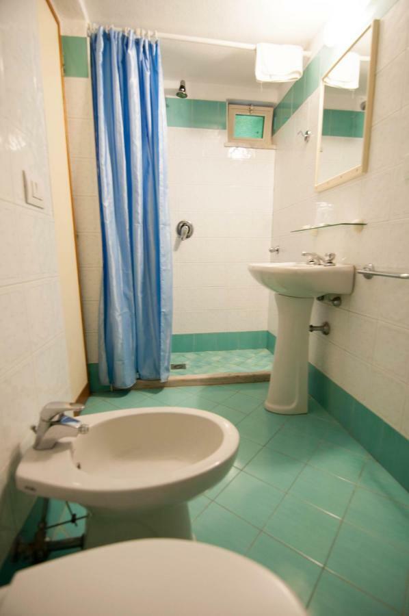 Albergo Macri อีสเกีย ภายนอก รูปภาพ